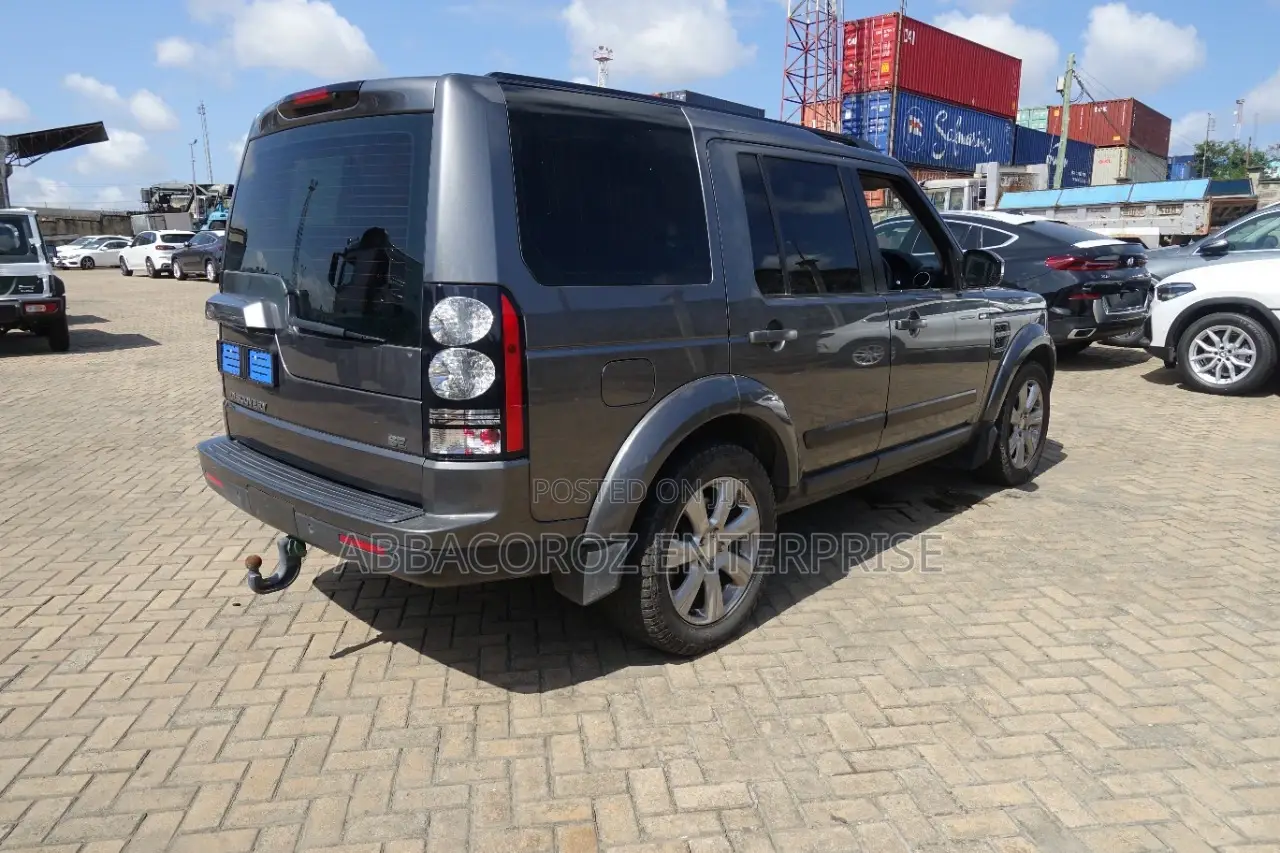 Land Rover Discovery 2015 Gray