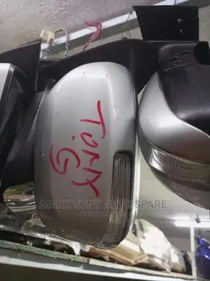 Sienta Sidemirror