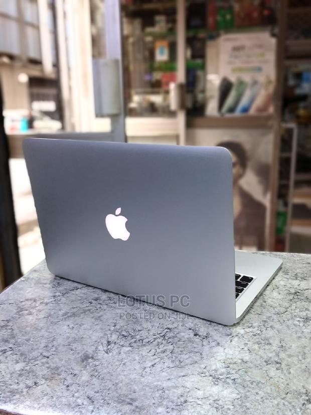 Laptop Apple MacBook 2015 8GB Intel Core I5 SSD 256GB