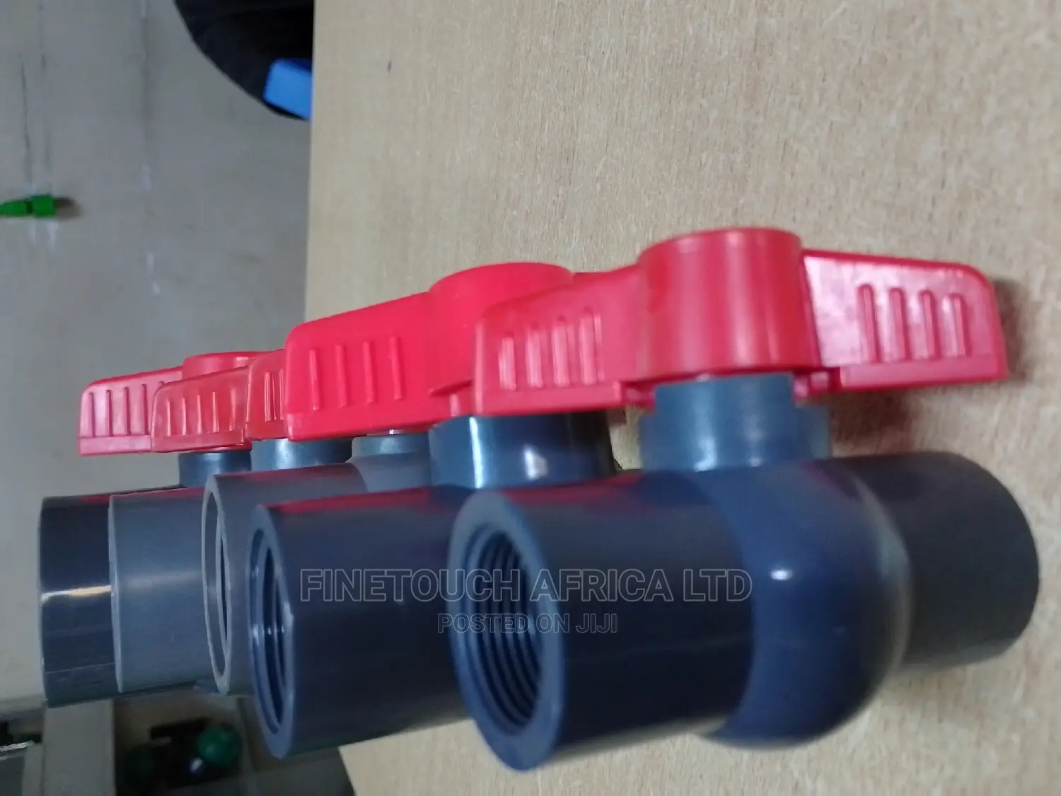 PVC Threaded( Glue Type)Gate Valve 32 Mm(1")
