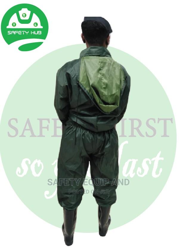 Jungle Green Spray Overall With a Lining - thumbnail 3