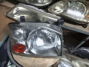 Nissan Hardbody Headlight