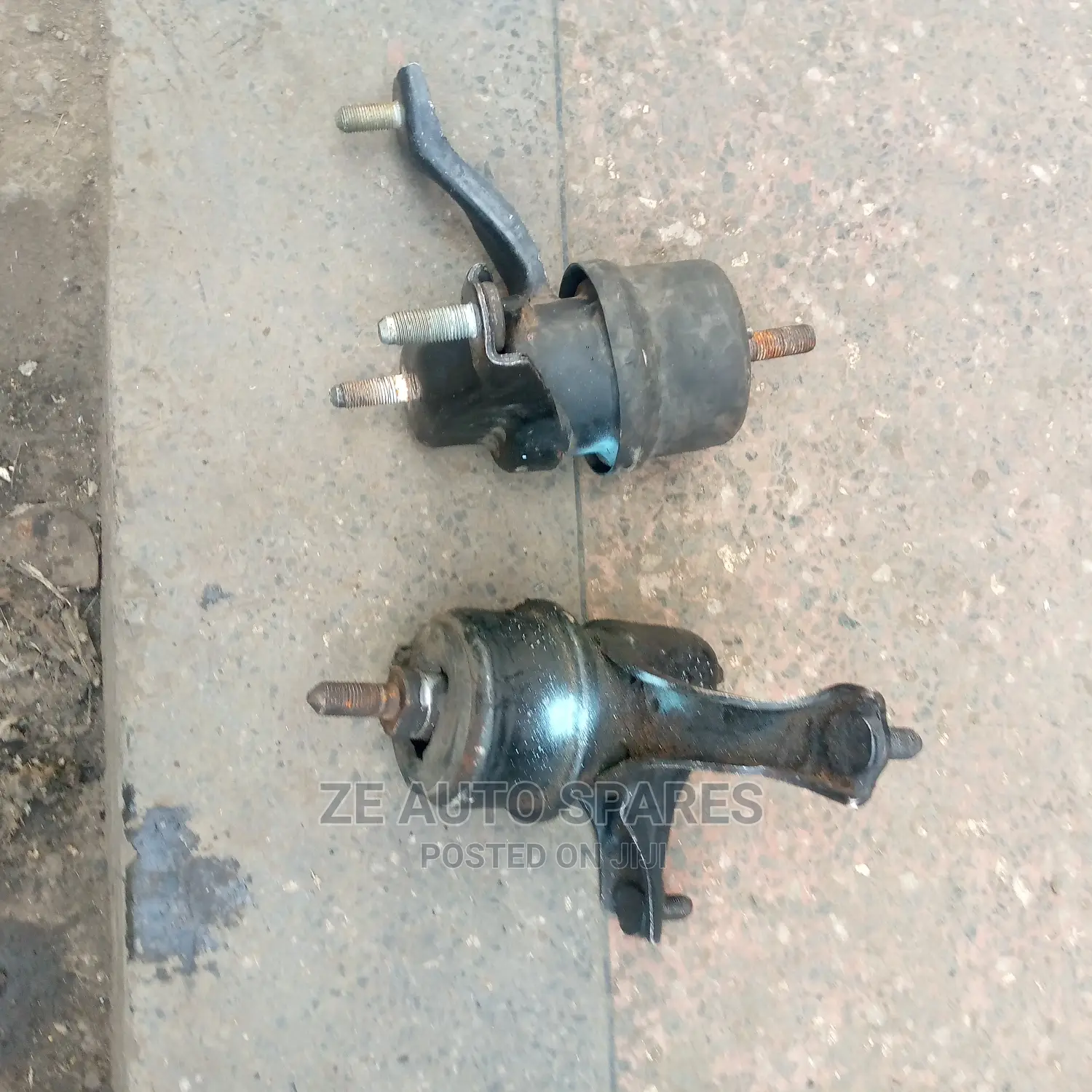 Harrier 240 Engine Mounts