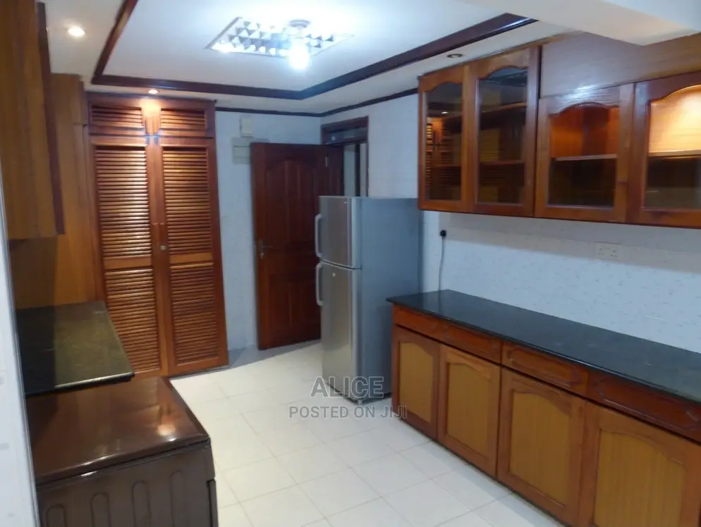 Furnished 3bdrm Apartment in Woodlands Park, Kilimani for Sale