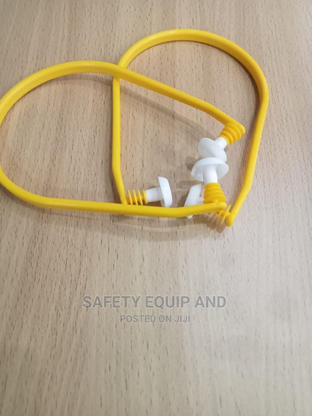 Ear Plugs/With Plastic Neck Ring - thumbnail 2