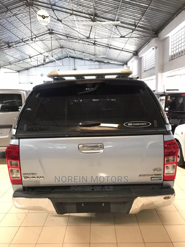 Isuzu D-Max 2015 Gray - thumbnail 5