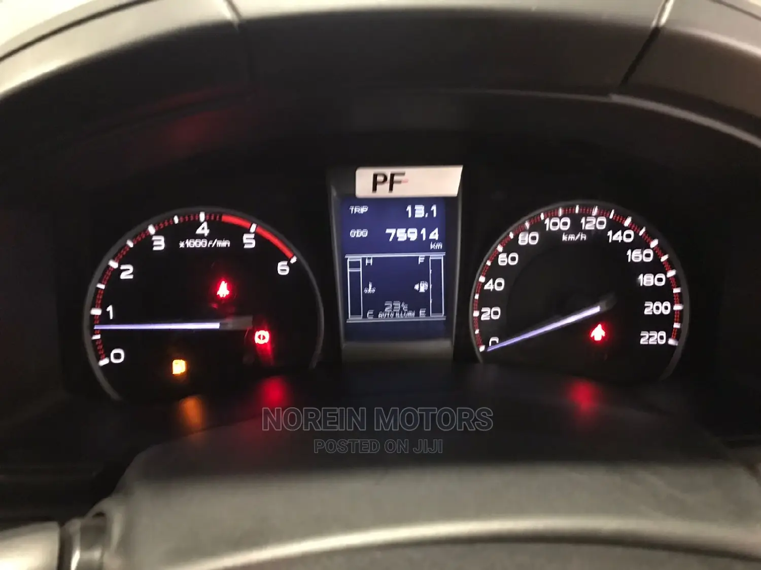 Isuzu D-Max 2015 Gray