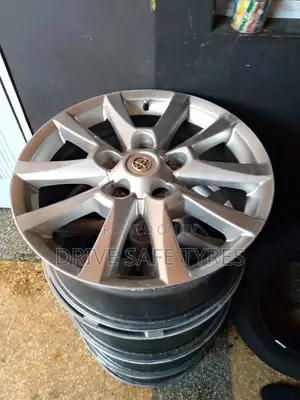 20 Inch Land Cruiser V8 Rims (Japan)