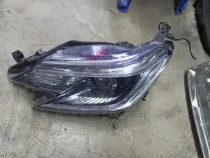 Mark X 2014 Headlight Zenon
