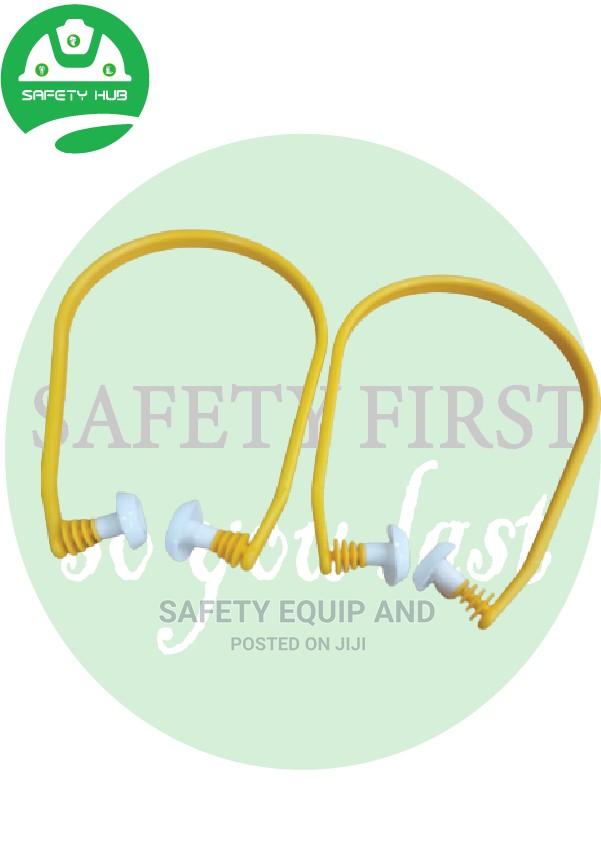 Ear Plugs With a Neck Ring - thumbnail 2