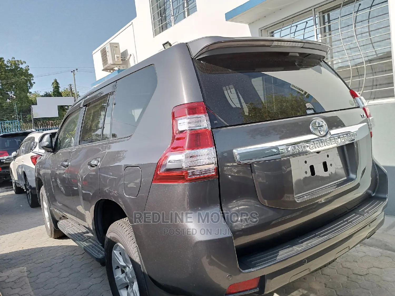 Toyota Land Cruiser Prado 2016 Silver