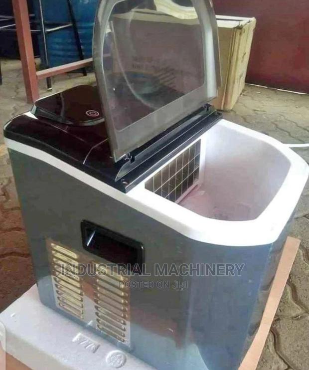 Ice Cube Maker (Perfect Brand)