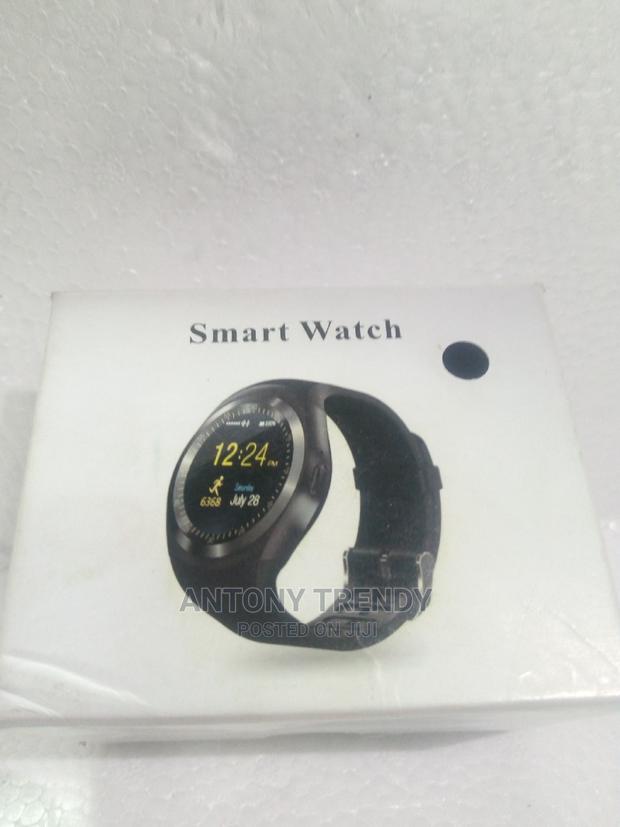 Y1 Bluetooth Smart Watch With SIM Card Slot - thumbnail 4
