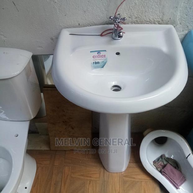 Pedestral Washhand Basin - main view