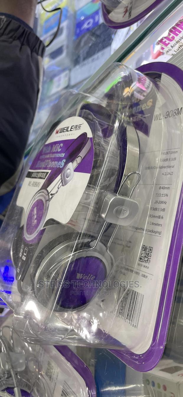 Wired Headphones With Mic - thumbnail 3