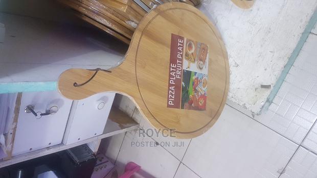 Round Pizza Chopping Board - thumbnail 3