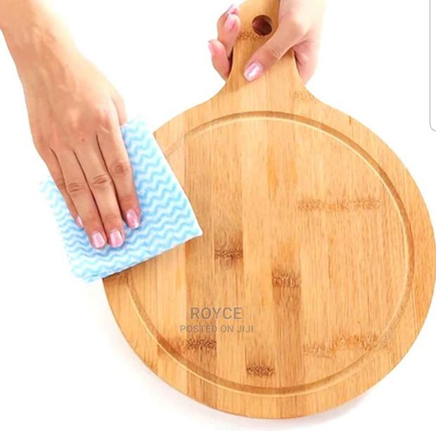 Round Pizza Chopping Board - thumbnail 4