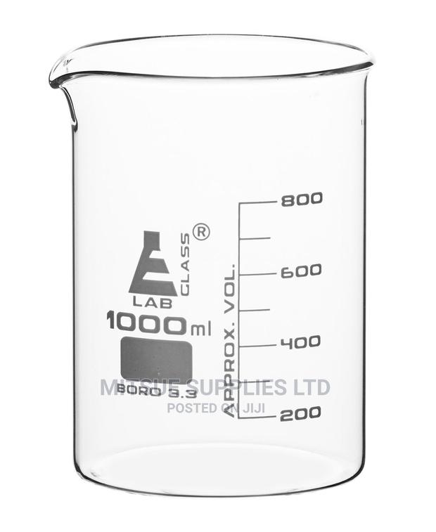 A Set Of 4 Beaker 1000 Griffchem