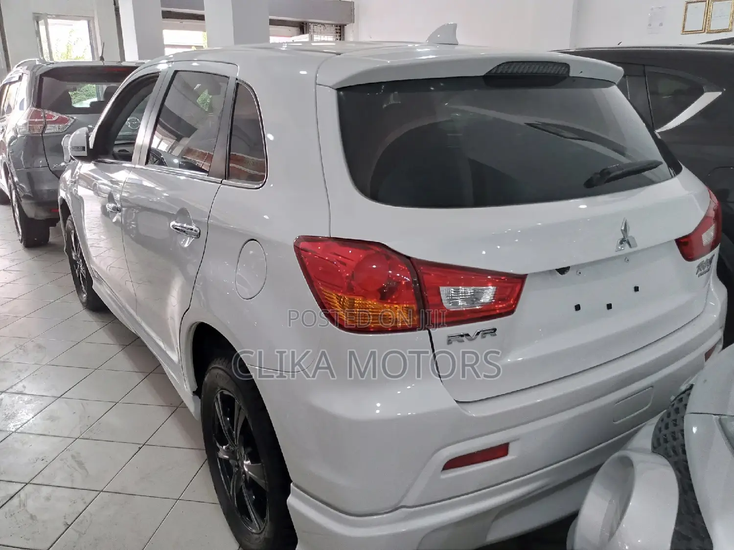 Mitsubishi RVR 2016 White