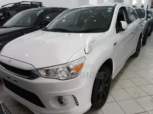 Mitsubishi RVR 2016 White