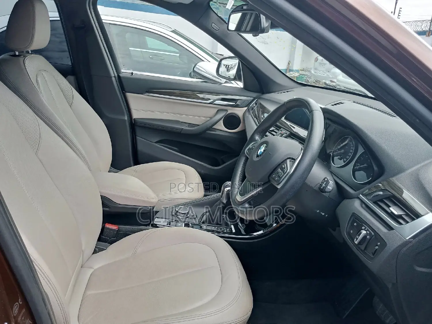 BMW X1 xDrive28i AWD 2016 Brown