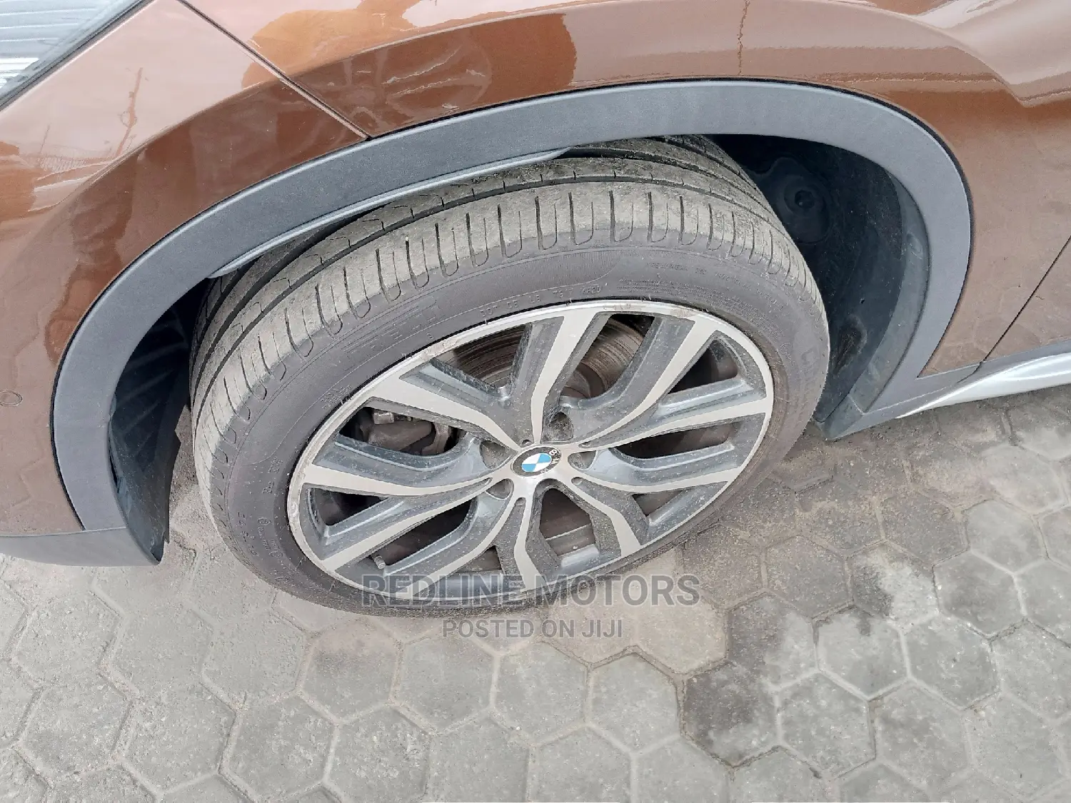 BMW X1 xDrive28i AWD 2016 Brown