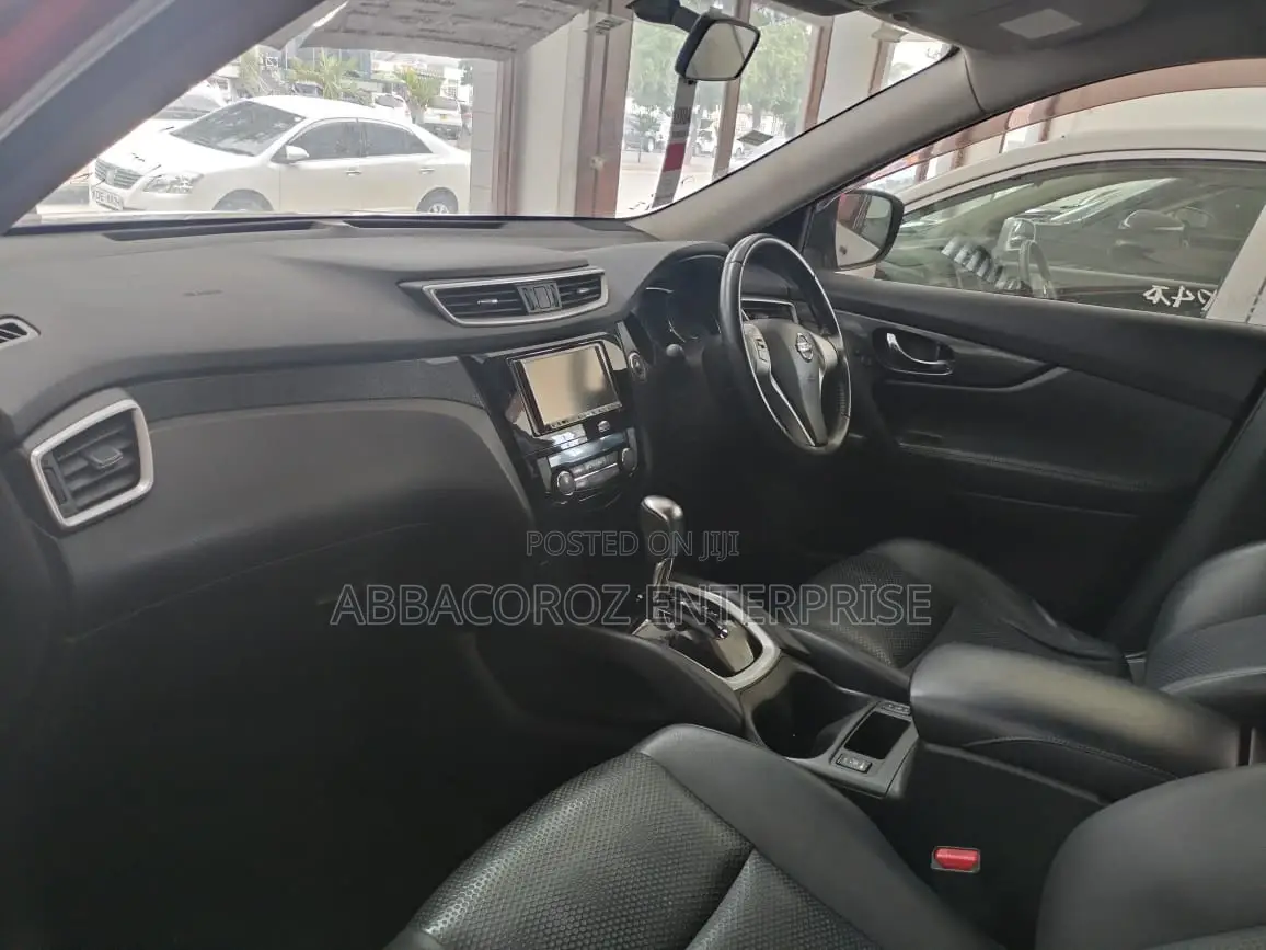Nissan X-Trail 2015 Red