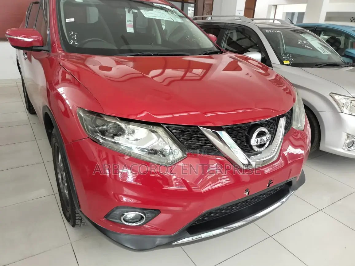 Nissan X-Trail 2015 Red