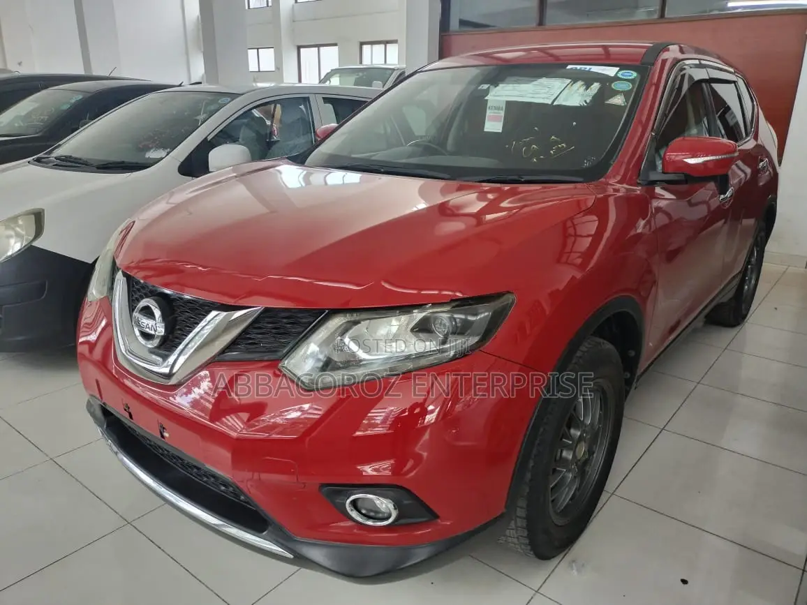Nissan X-Trail 2015 Red