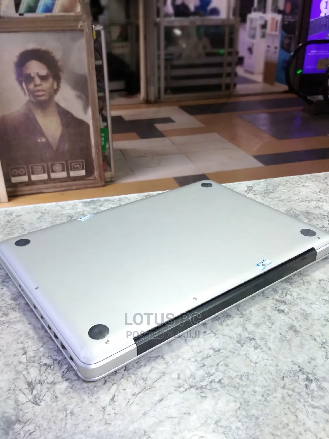 Laptop Apple MacBook 2012 4GB Intel Core I5 HDD 500GB