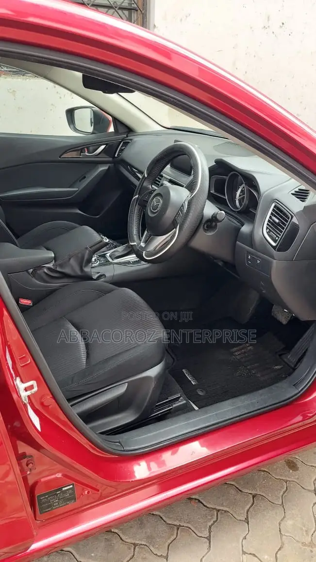 Mazda Axela 2016 Red