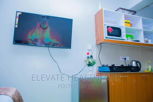 Air BNB Apartment - thumbnail 8