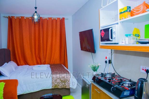 Air BNB Apartment - thumbnail 10