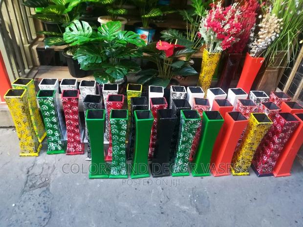 60cm Long Wooden Vase - thumbnail 3