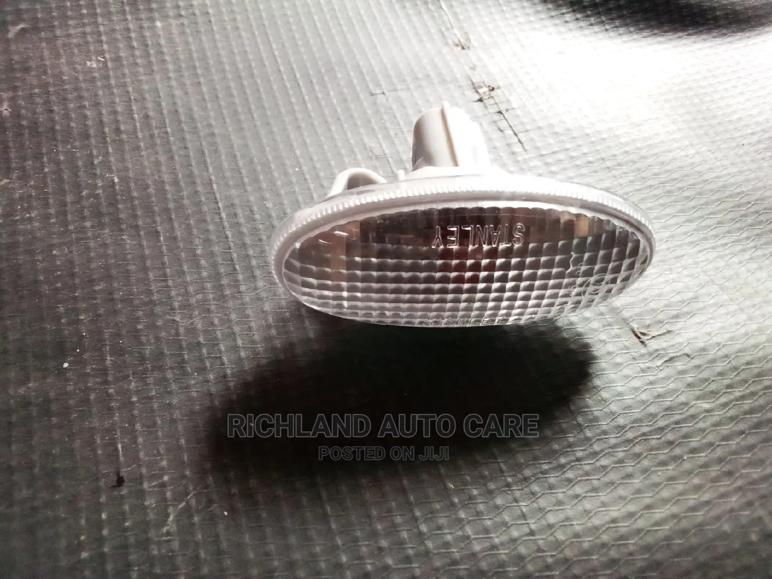 Winglamp Demio Old Model