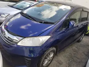 Honda Freed 2014 Blue