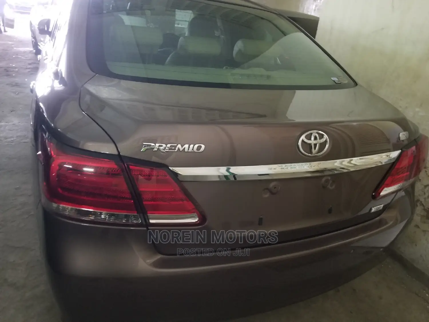 Toyota Premio 1.5 FWD 2015 Gray