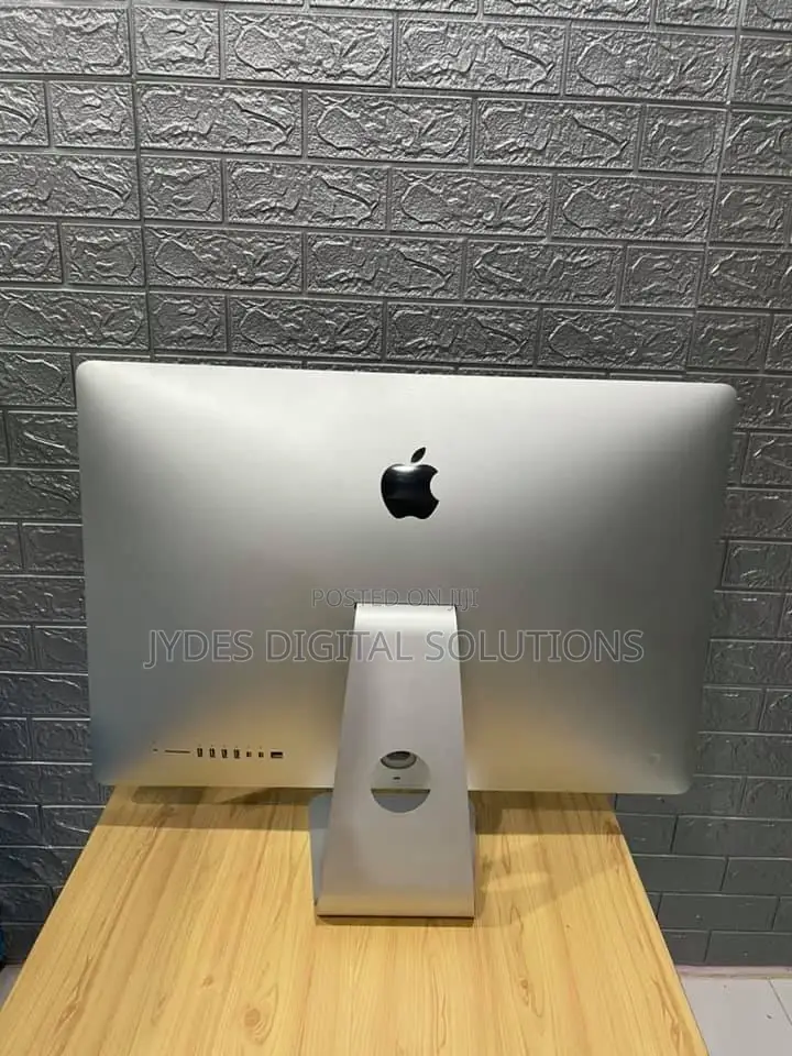 Desktop Computer Apple iMac 16GB Intel Core I5 HDD 1T