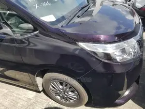 Toyota TOYOTA ESQUIRE 2015 Purple