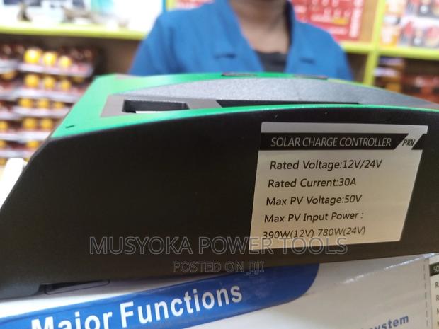 30amps Solarmax Solar Charge Controller - thumbnail 2
