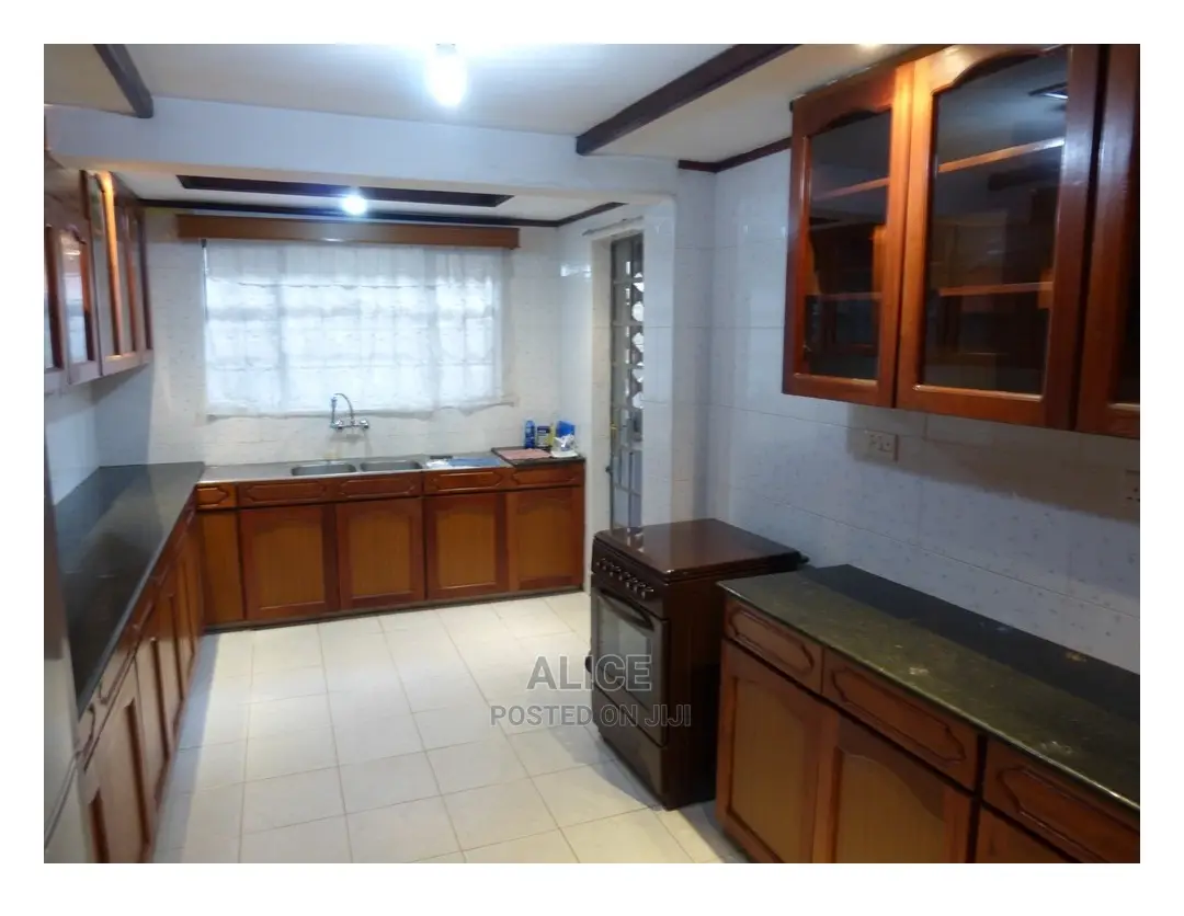 Furnished 3bdrm Apartment in Woordlands Park, Hurlingham for sale