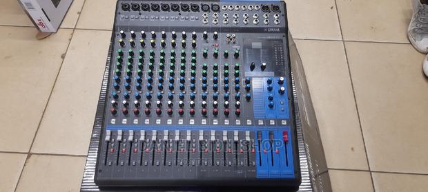 Original Yamaha 12channel Plain Mixer - main view