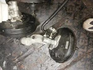 Daihatsu Mira Brake Master Cylinder and Booster 