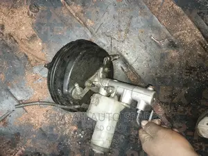 Toyota Caldina Brake Booster Complete With Vacuum