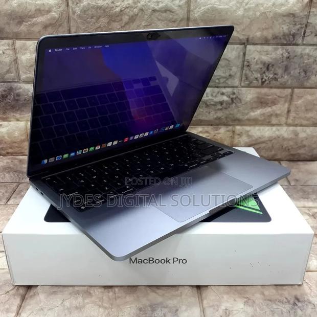 New Laptop Apple MacBook Pro M1 8GB Apple M1 SSD 512GB - main view