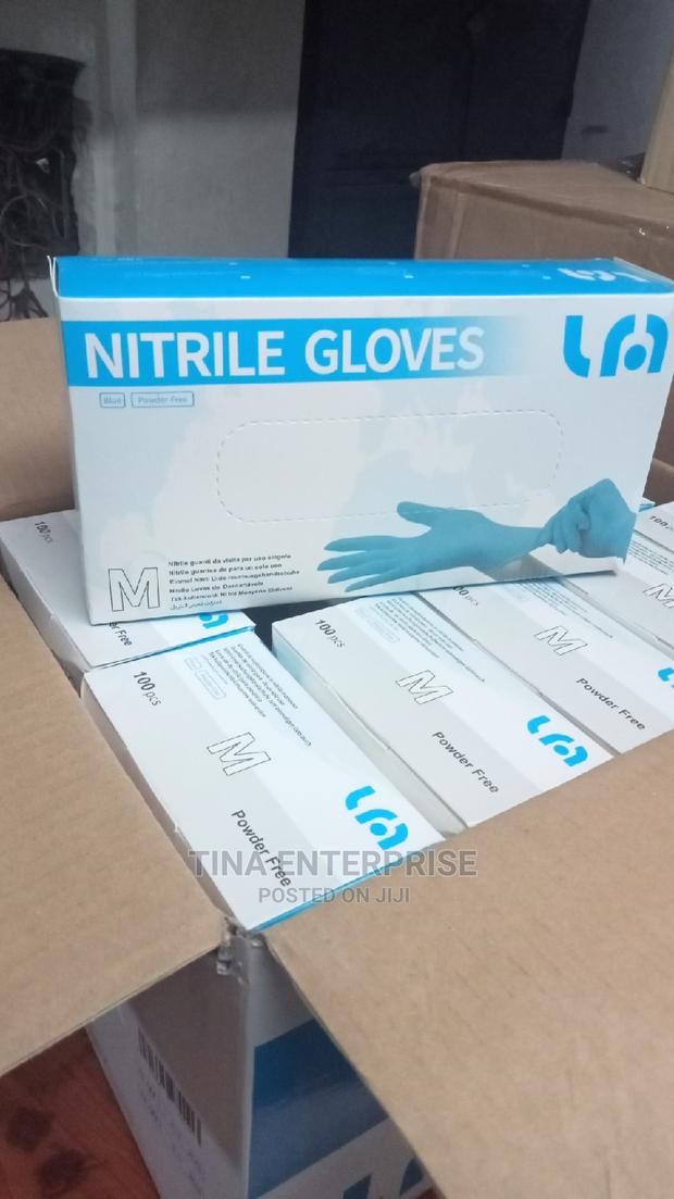 Blue Nitrile Gloves - thumbnail 2