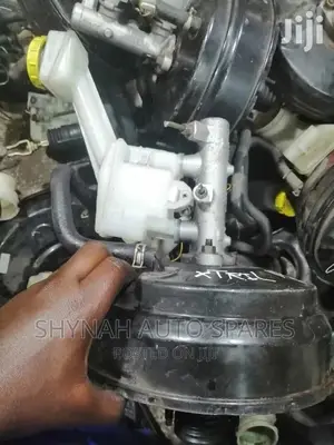 Xtrail Old Model T31 Brake Booster and Master Cylinder