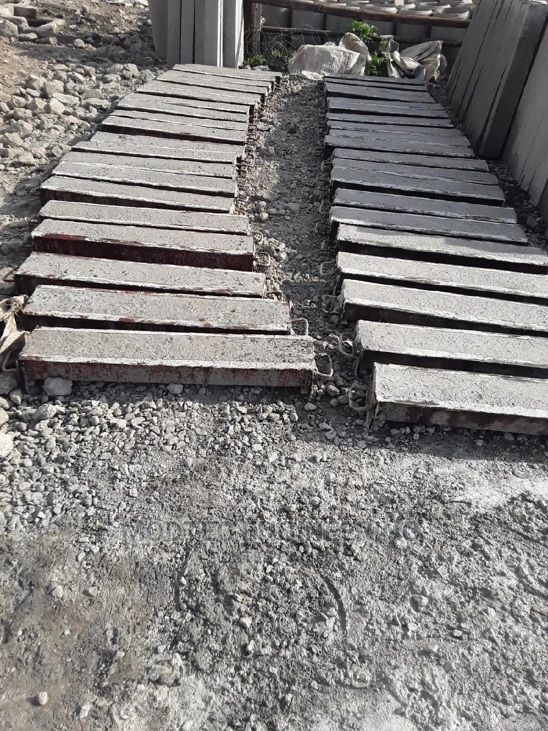 Genuine Road Kerbs