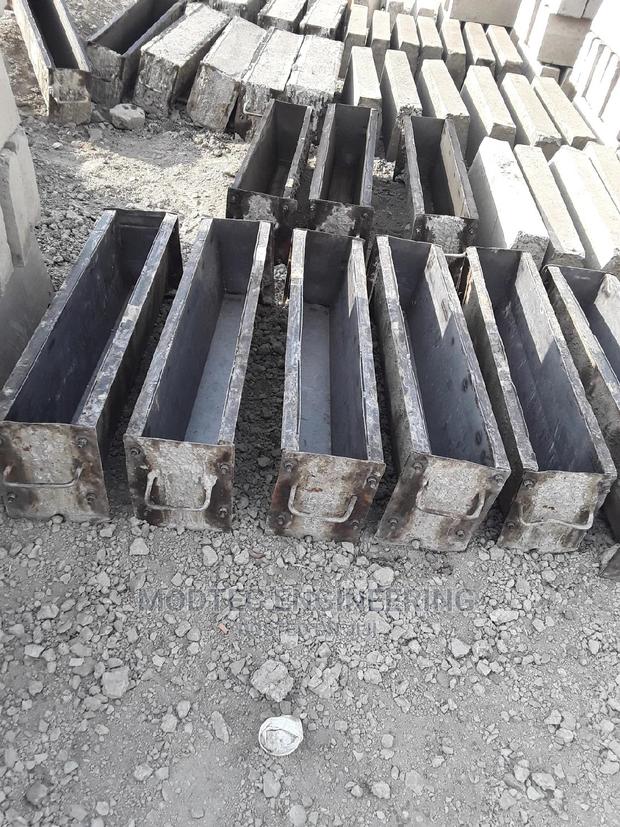 Genuine Road Kerbs - thumbnail 3