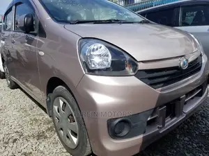 Daihatsu Mira 2014 Pink